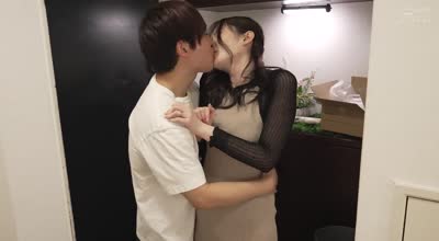 MRHP-050 美尻美人妻が誤配送でバイブを受け取ってしまい、運送屋にエロ女だと勘違いされて生中出しされる話 本田もも